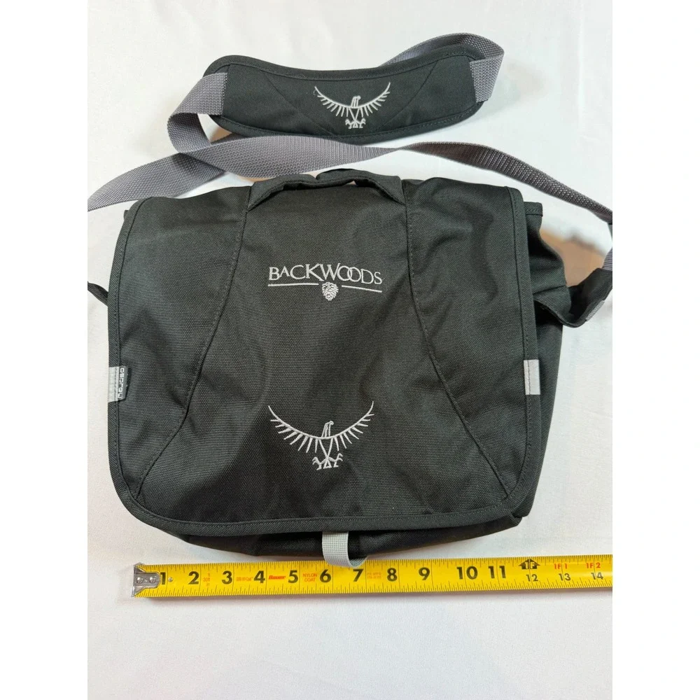 Osprey Backwoods Flap Messenger Bag Black Crossbody Shoulder Bag Strap Logo